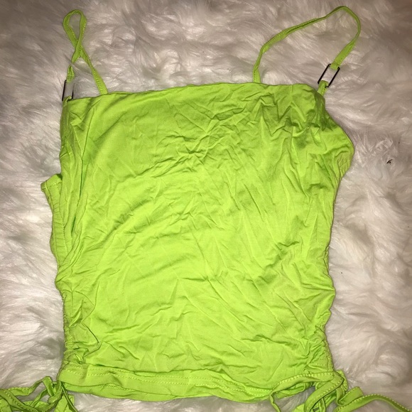 Green crop top - Picture 2 of 2